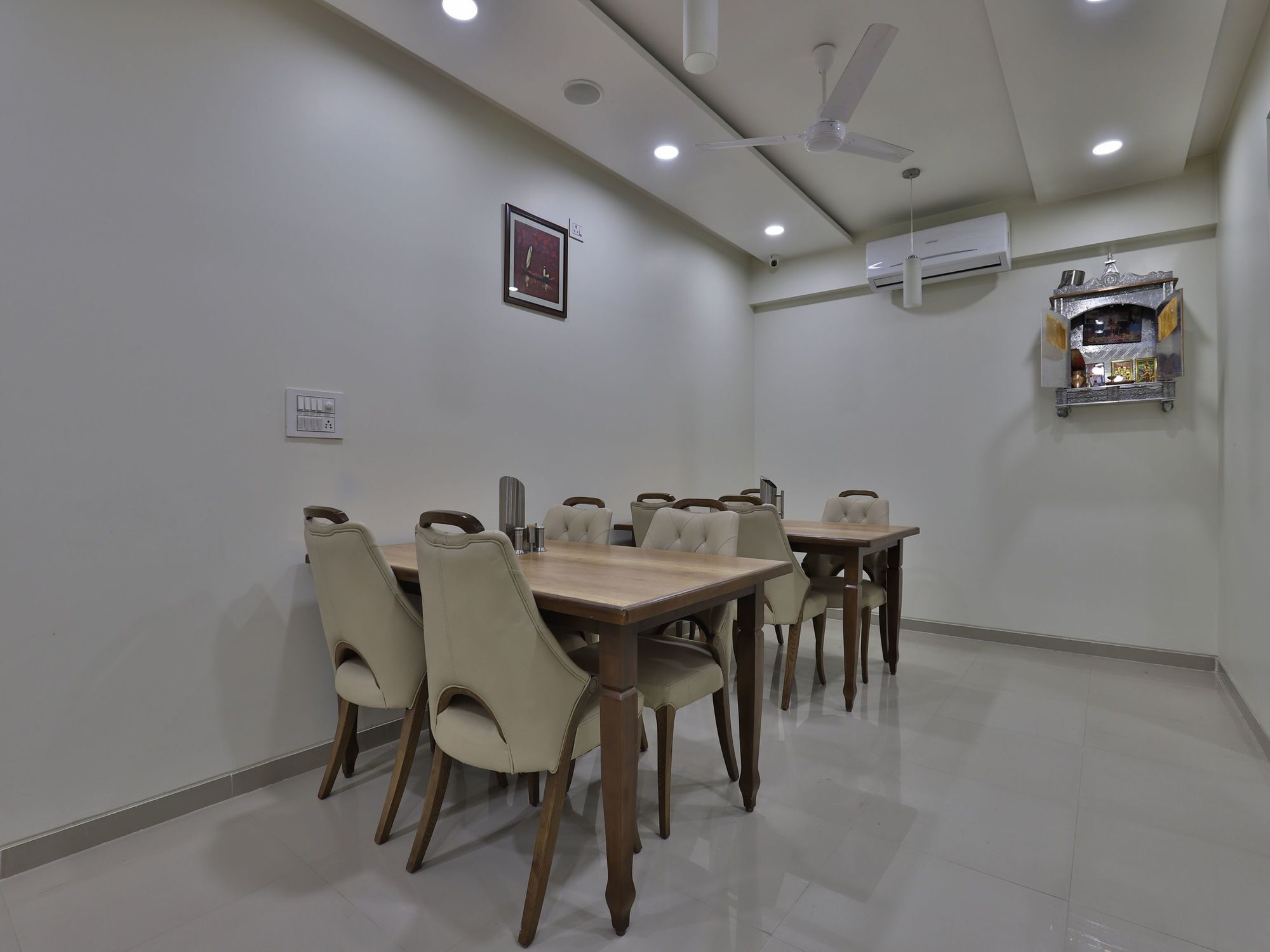 Collection O 12462 Hotel Shiv Inn Gandhinagar Dış mekan fotoğraf