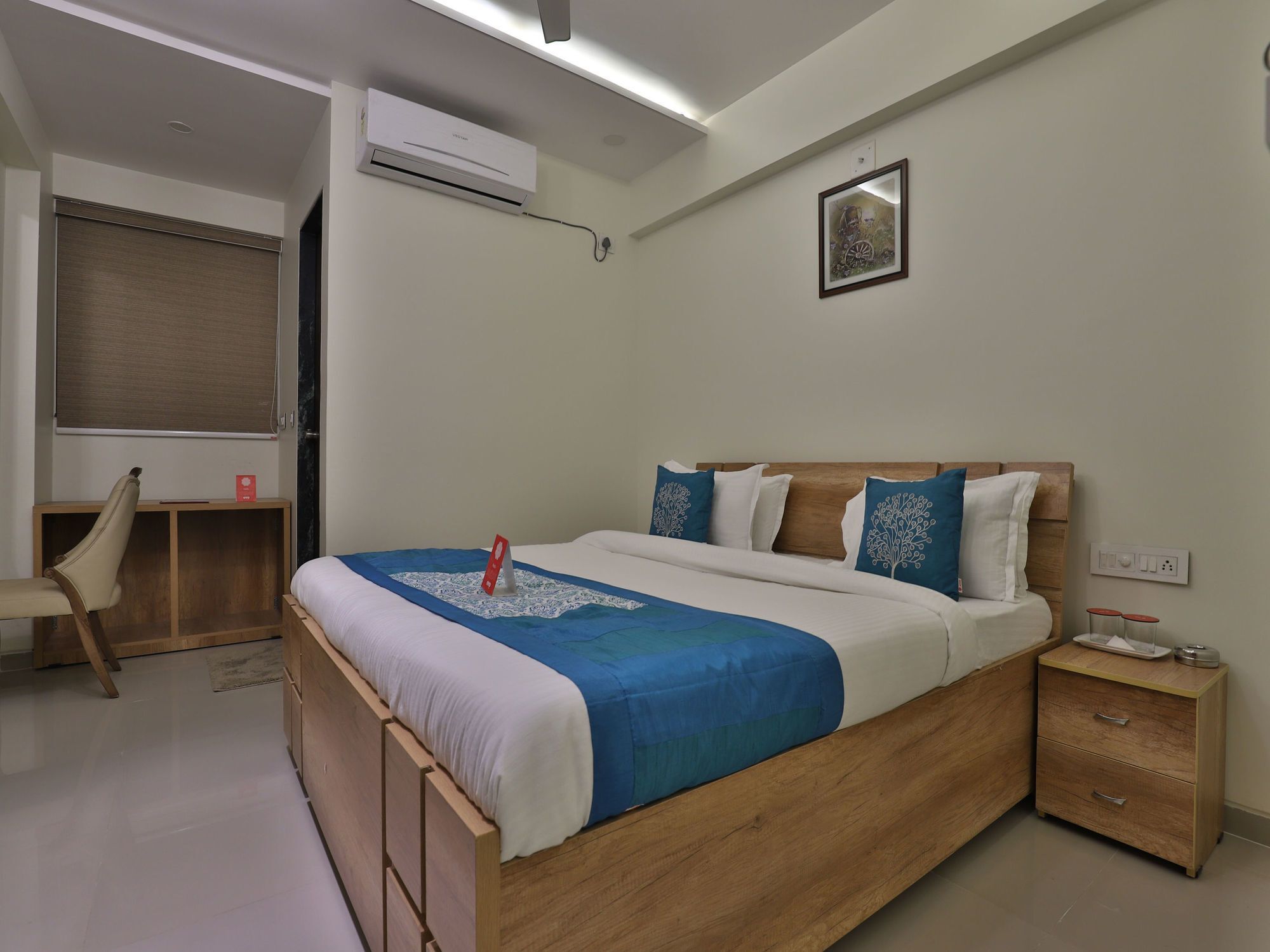Collection O 12462 Hotel Shiv Inn Gandhinagar Dış mekan fotoğraf