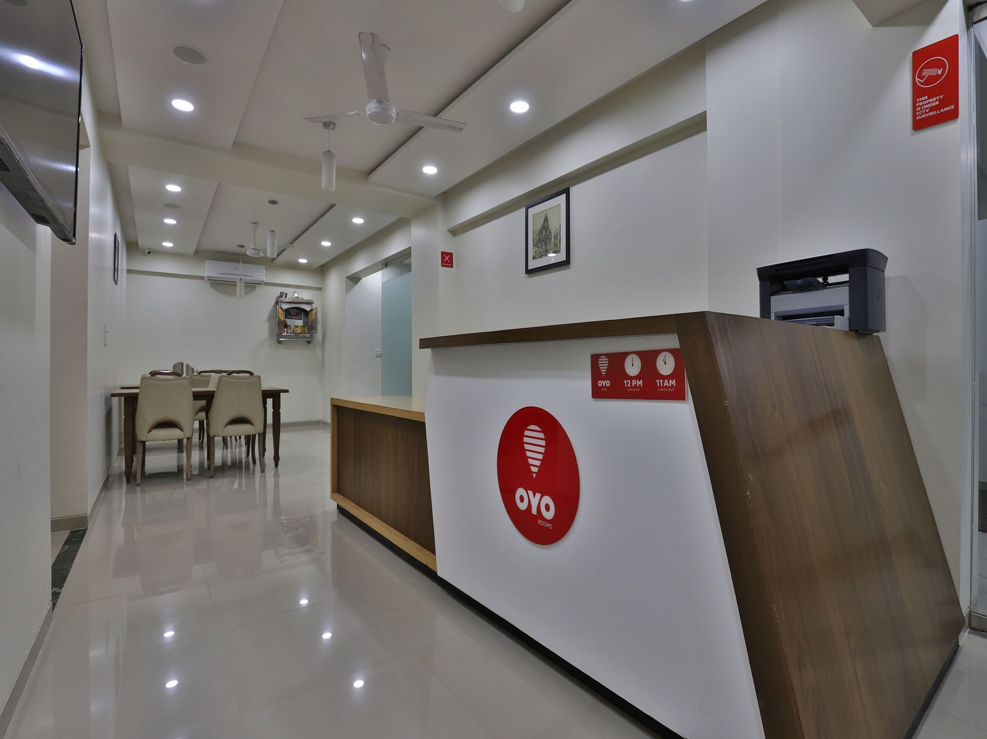 Collection O 12462 Hotel Shiv Inn Gandhinagar Dış mekan fotoğraf